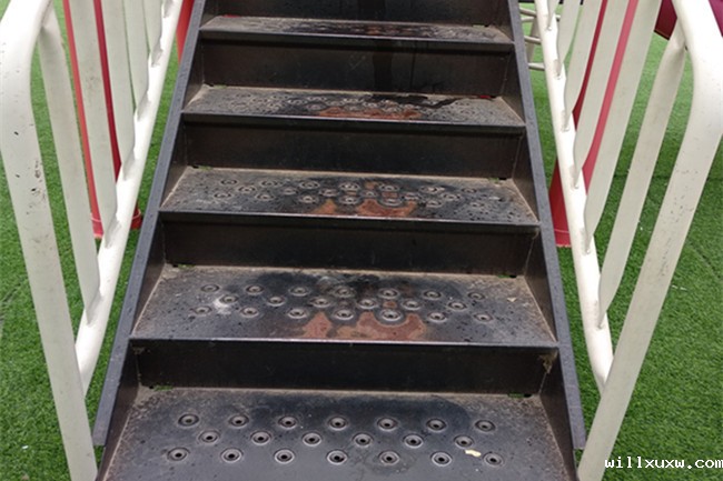 冲孔网板