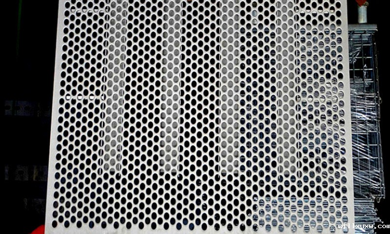 吸音网孔板